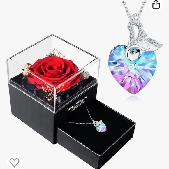 Preserved Rose With Sterling Silver Necklace - Picture 1 of 8